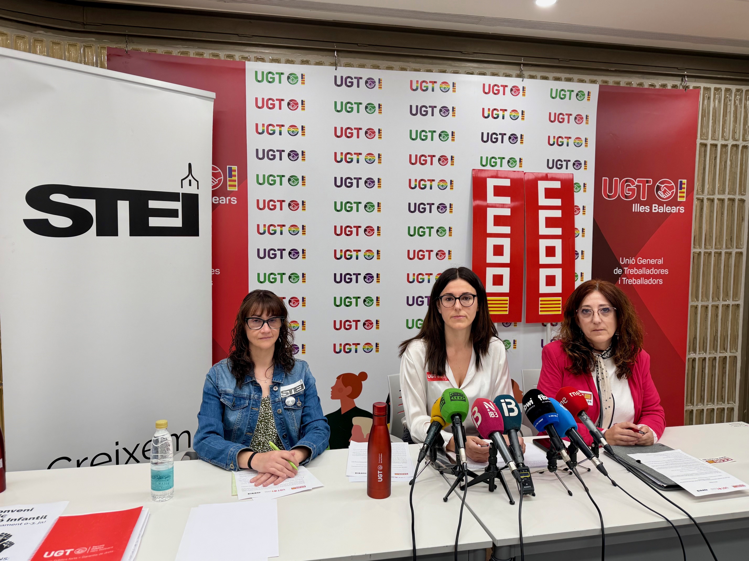 nunci en roda de premsa de la mobilització per a aconseguir un conveni autonòmic d'educació infantil