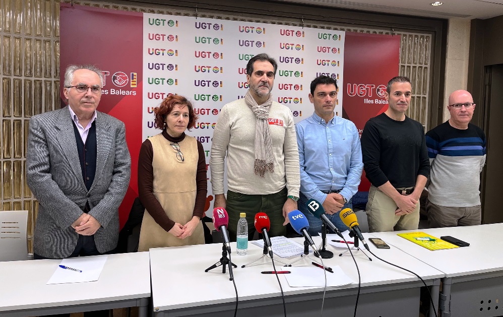 Responsables sindicales durante la rueda de prensa sobre la situación del convenio de Muface. 